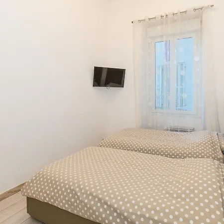Apartment Du Thiers Nizza